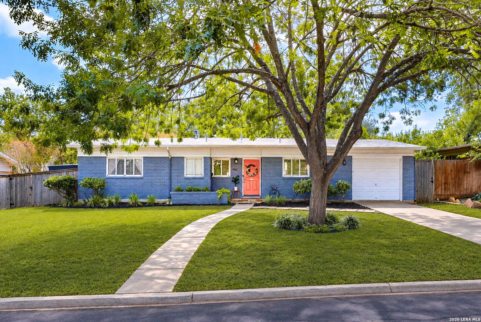 Property photo for 622 Larkwood Dr, San Antonio, TX