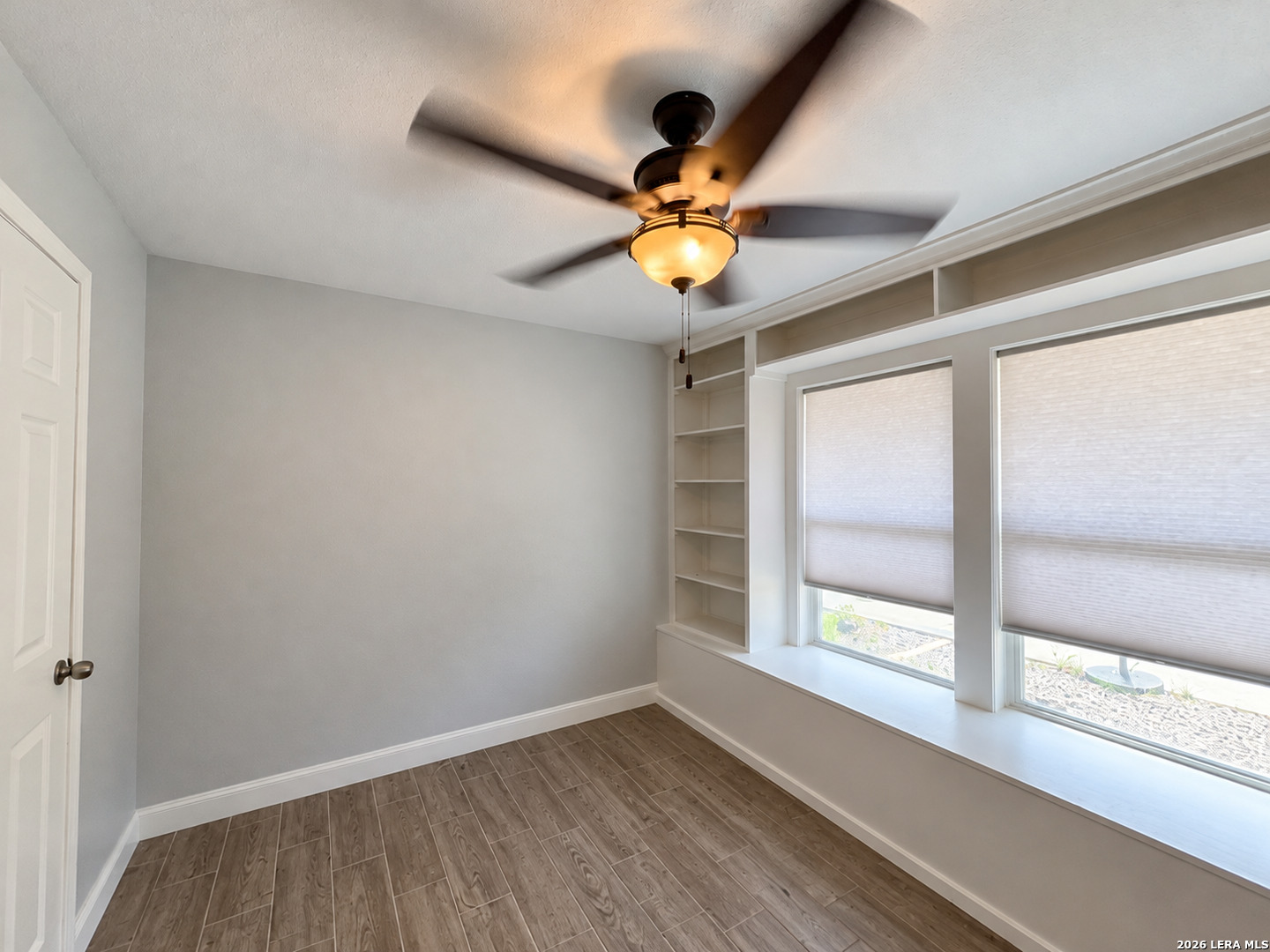 126 Longridge Dr, San Antonio, TX 78228