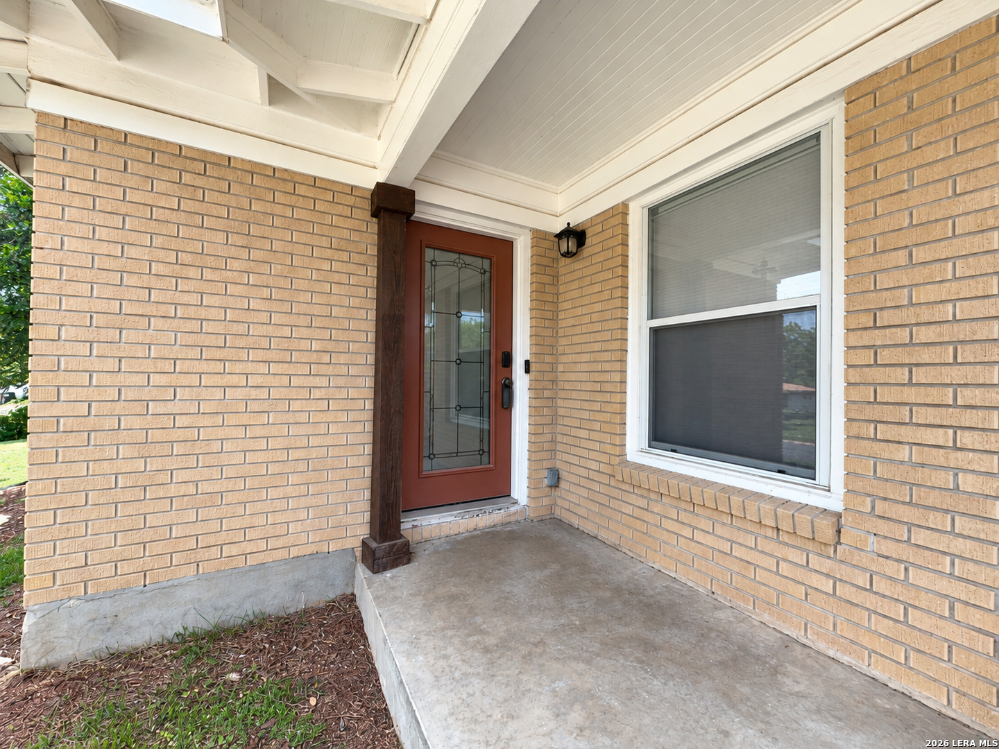 126 Longridge Dr, San Antonio, TX 78228