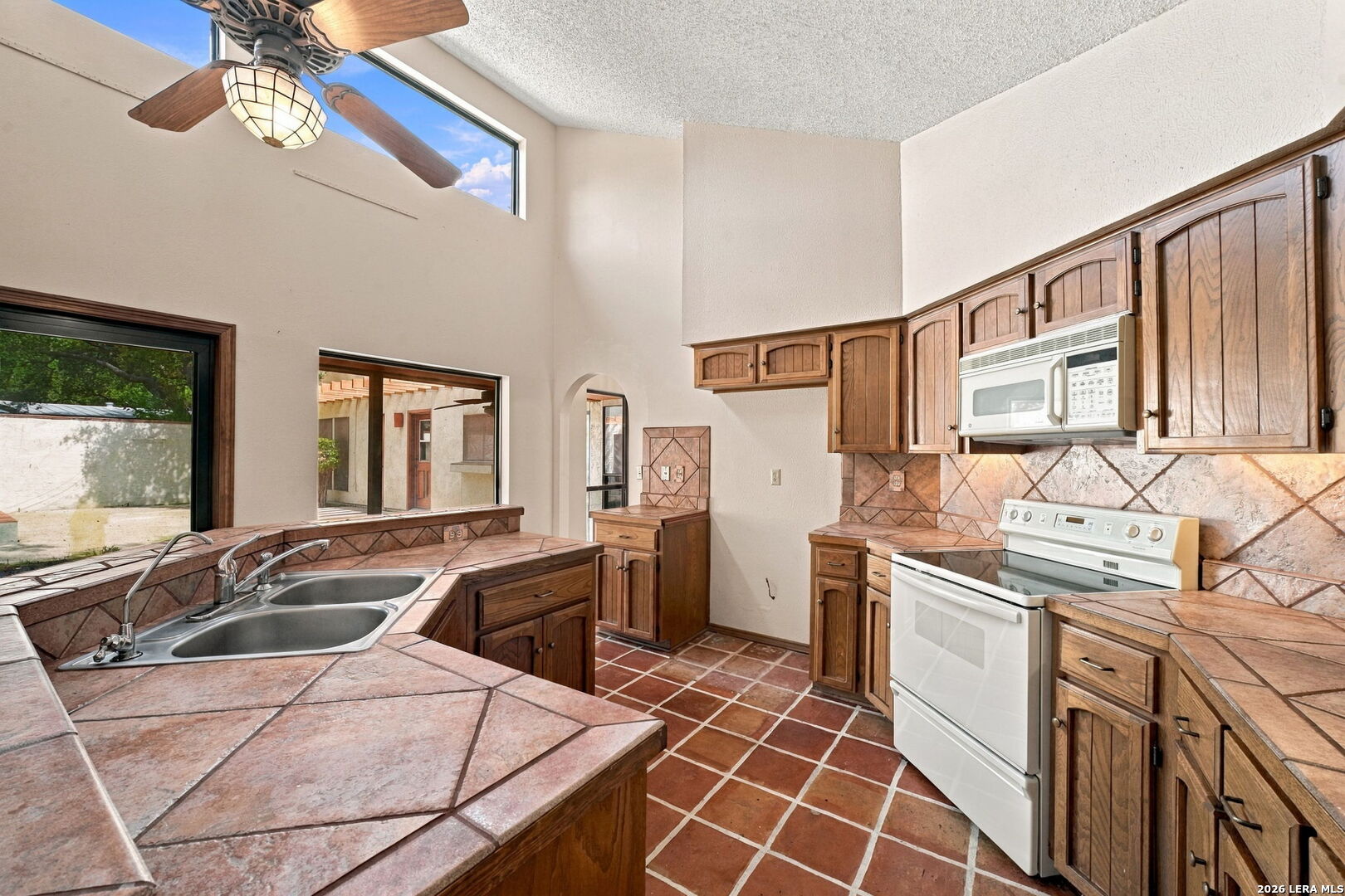 309 Fleetwood Dr, San Antonio, TX 78232
