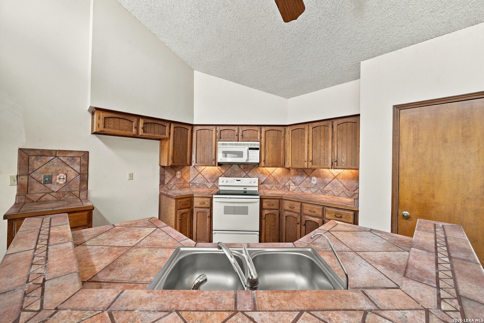 309 Fleetwood Dr, San Antonio, TX 78232