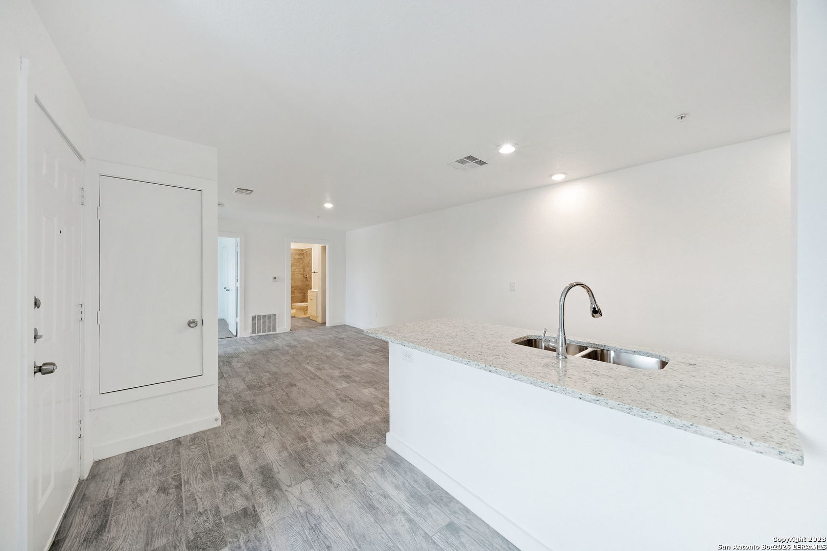 6175 INGRAM RD, #1102, San Antonio, TX 78238