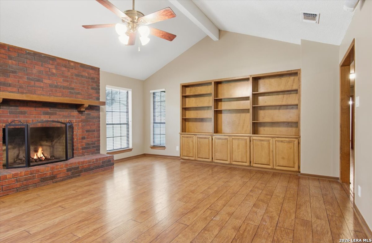 117 Oak Fields Dr, Floresville, TX 78114