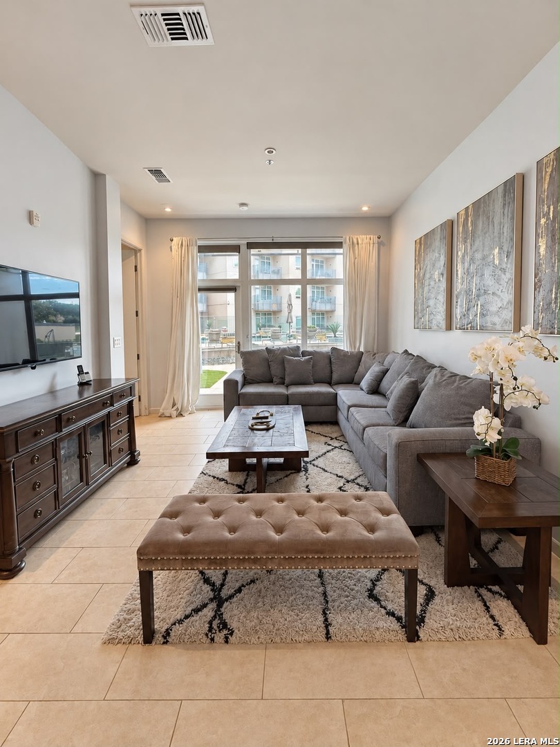 17902 La Cantera Pkwy, #UNIT 112, San Antonio, TX 78257