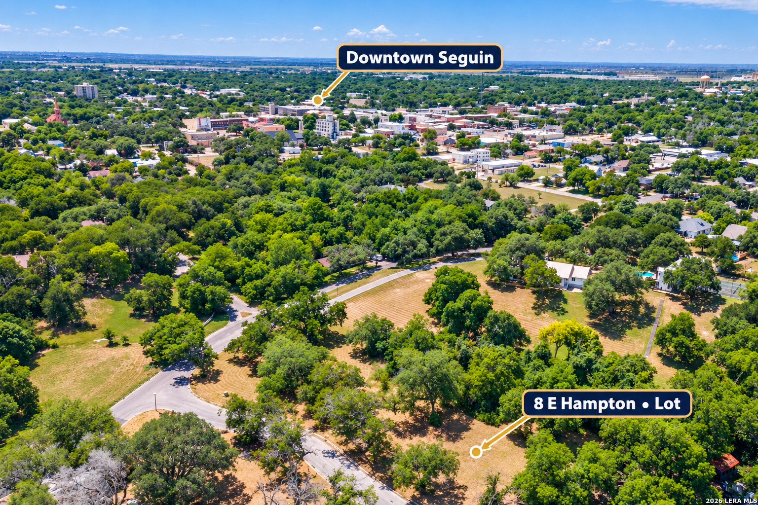 8 E HAMPTON DR, Seguin, TX 78155