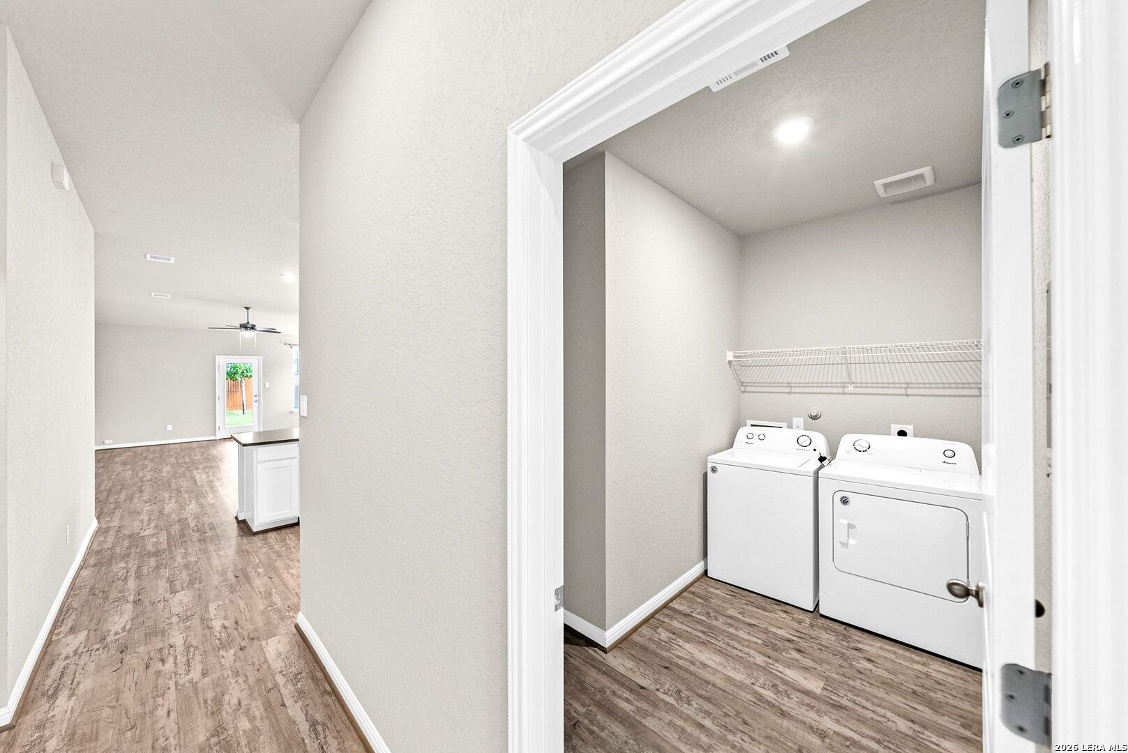 11563 Lightning Way, San Antonio, TX 78245