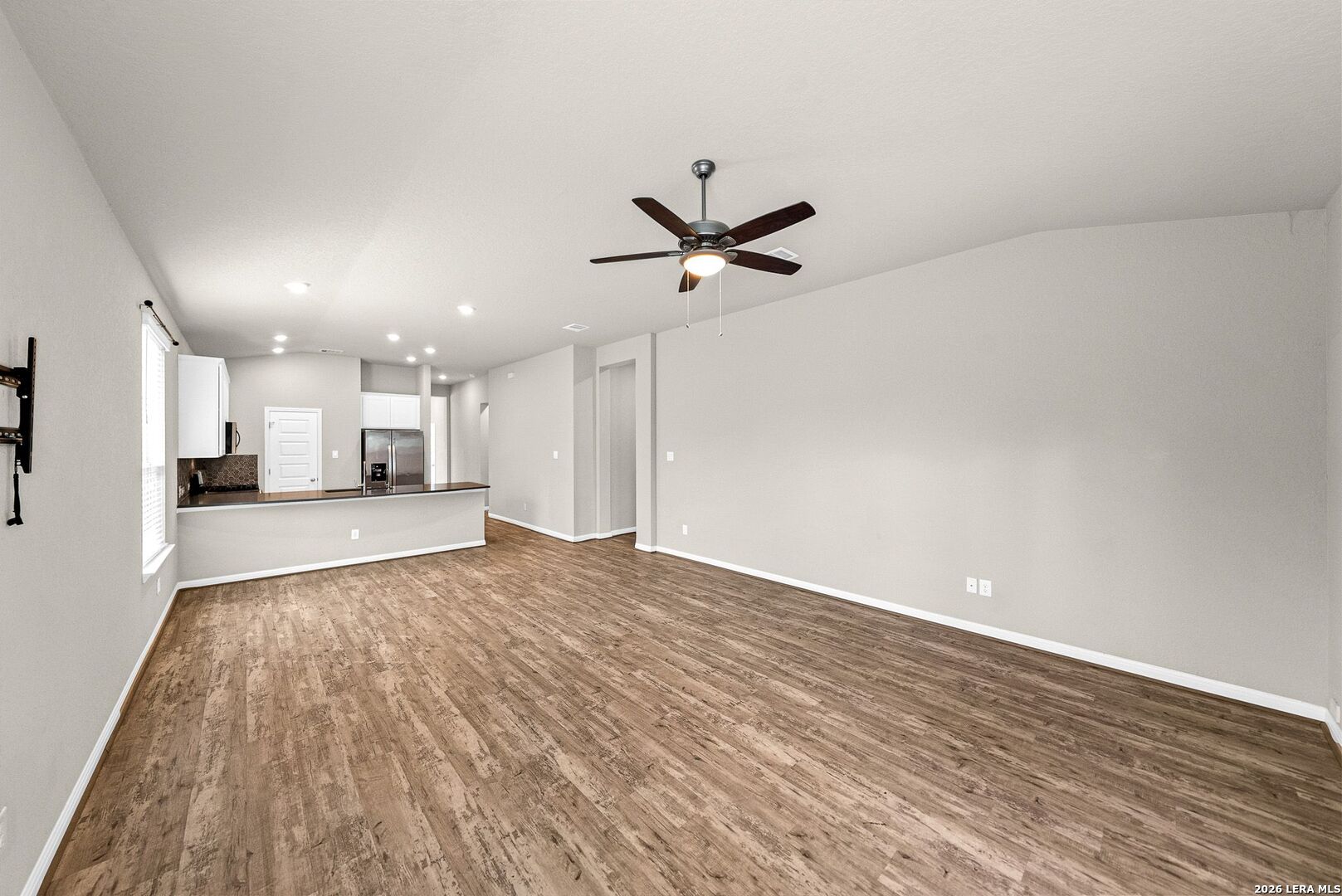 11563 Lightning Way, San Antonio, TX 78245