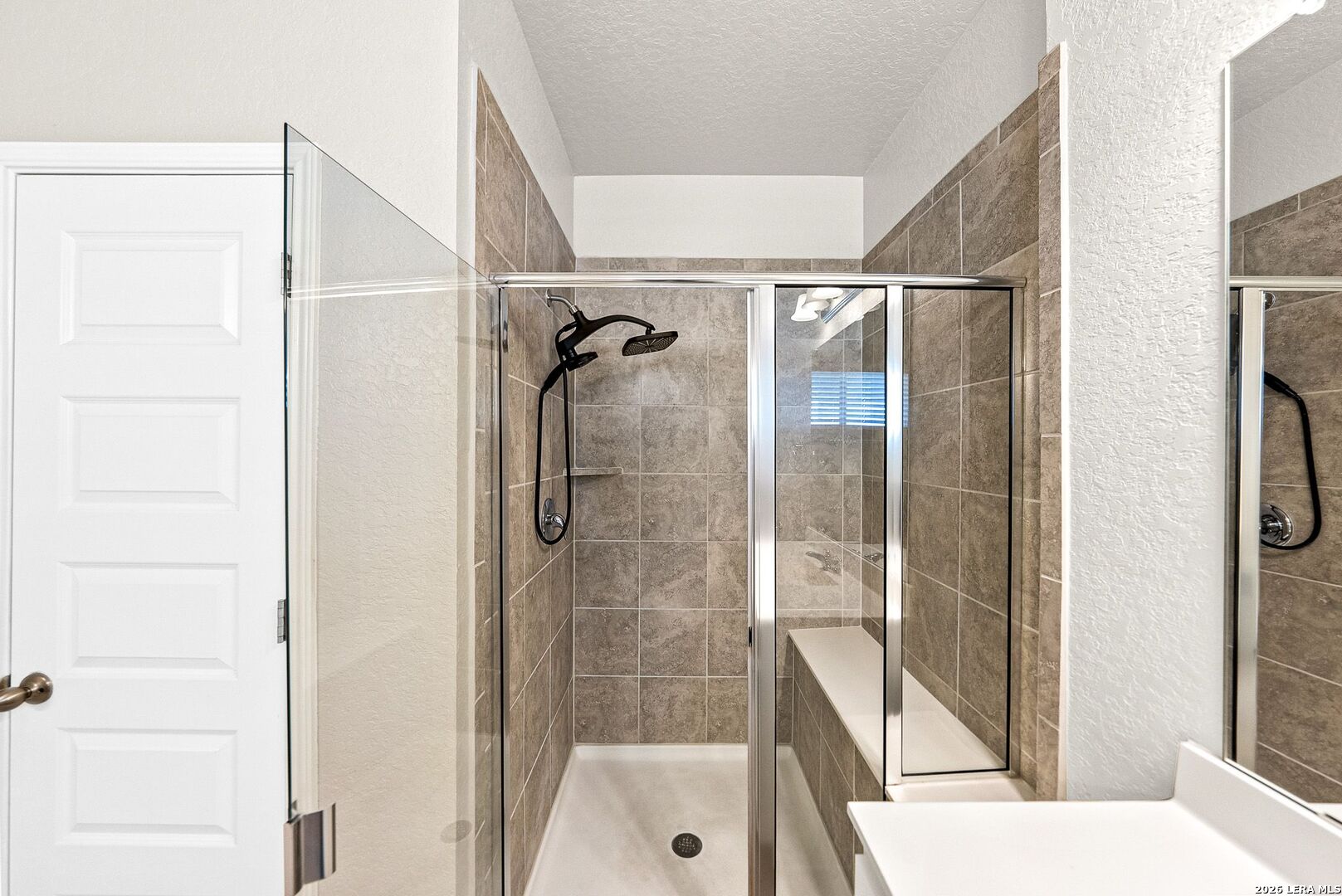11563 Lightning Way, San Antonio, TX 78245