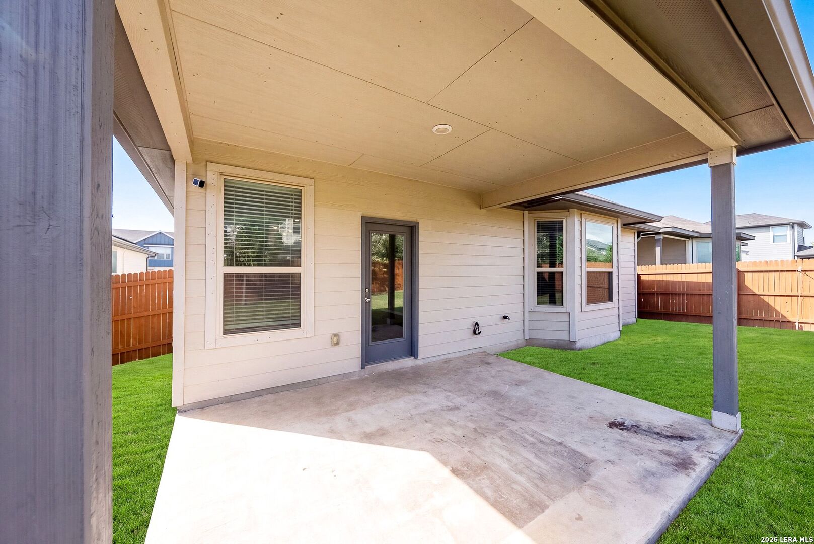 11563 Lightning Way, San Antonio, TX 78245