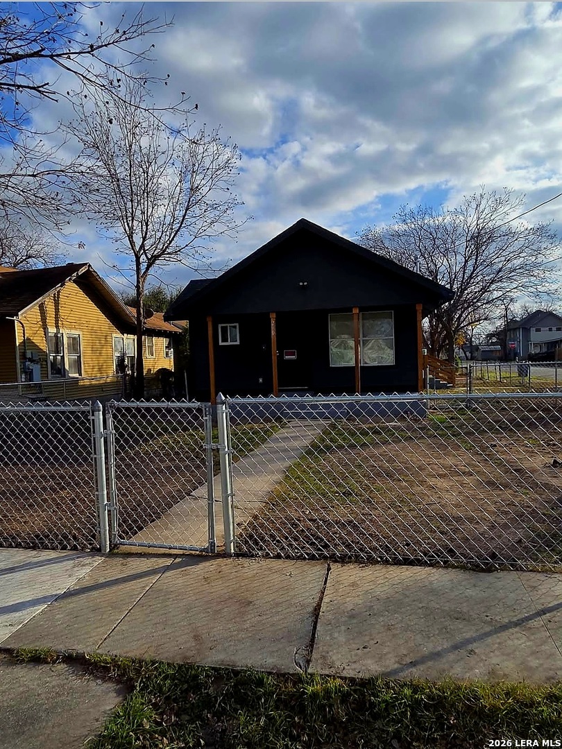 200 WARD AVE, San Antonio, TX 78223