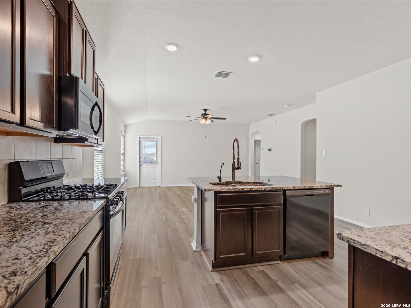 8213 Soothing Crk, San Antonio, TX 78244