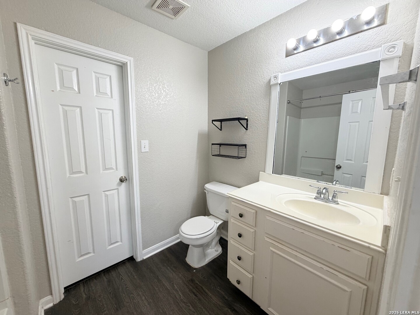 5730 Butch Cyn, San Antonio, TX 78252