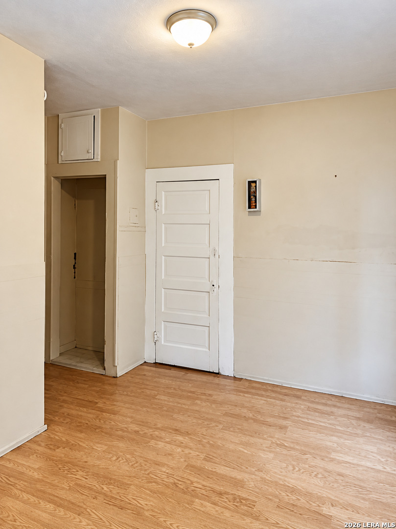 330 Barrett, #2, San Antonio, TX 78225
