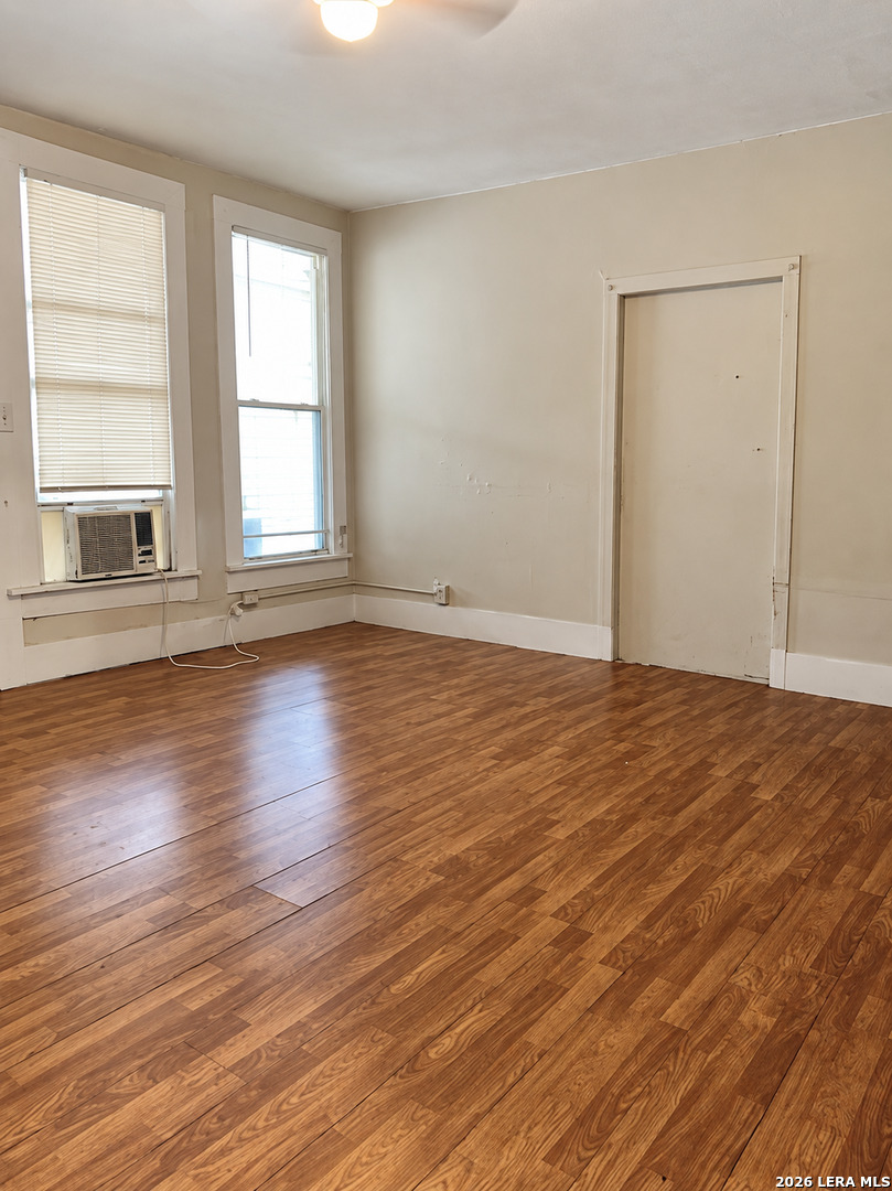 330 Barrett, #2, San Antonio, TX 78225