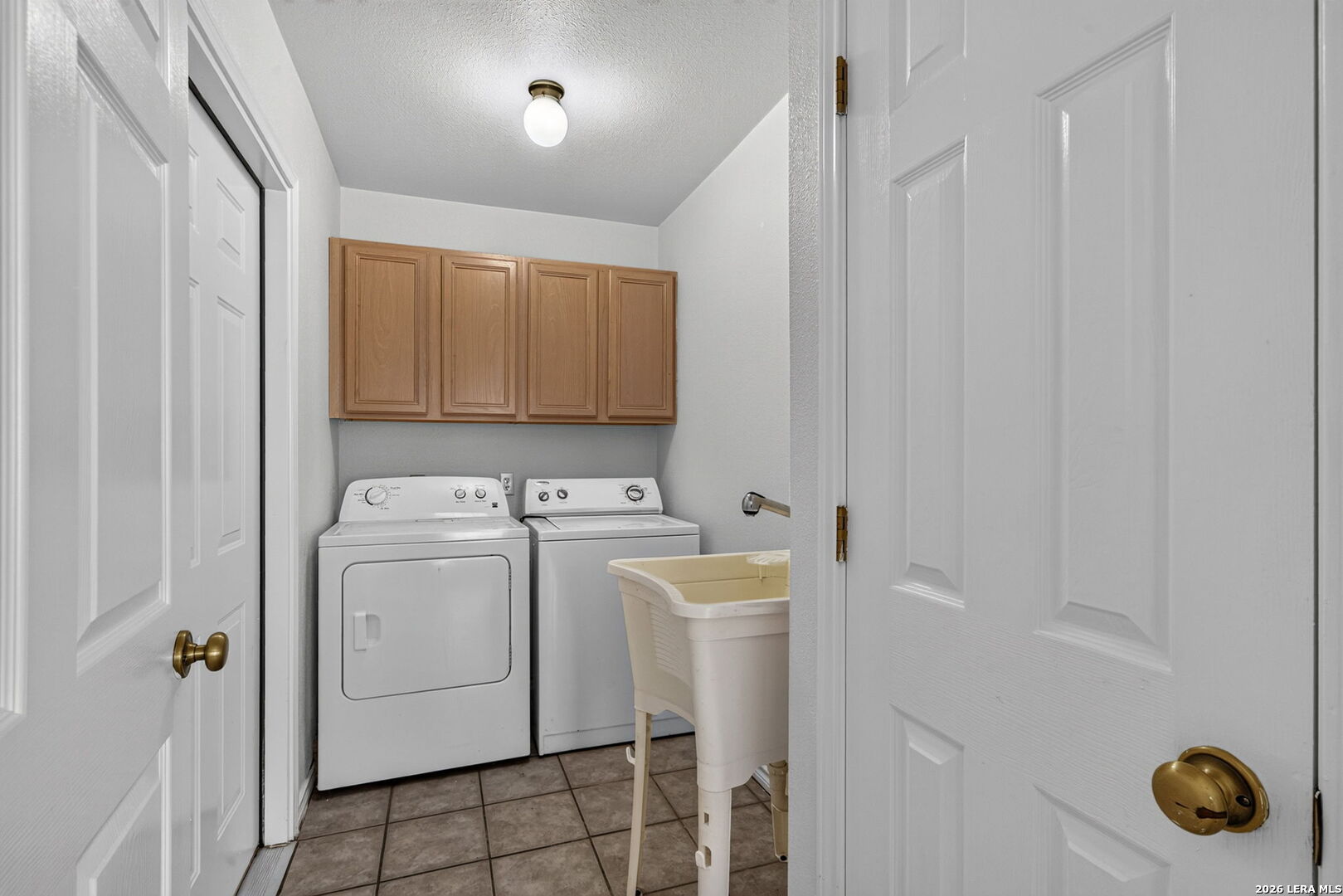 1704 STRAIT LN, Pleasanton, TX 78064