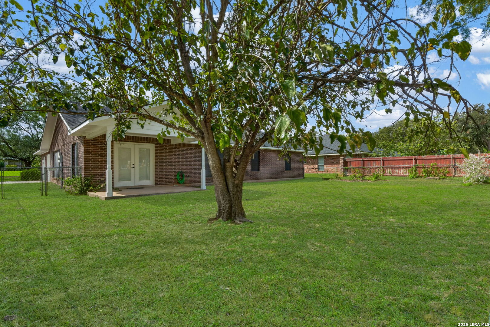 1704 STRAIT LN, Pleasanton, TX 78064