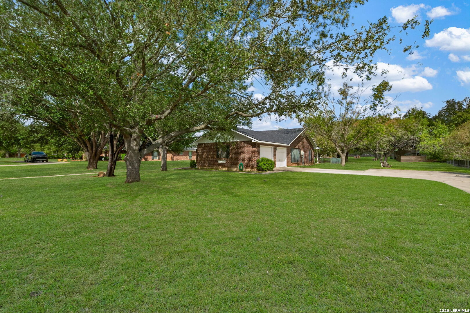 1704 STRAIT LN, Pleasanton, TX 78064