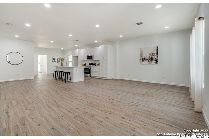 933 Denver, San Antonio, TX 78210