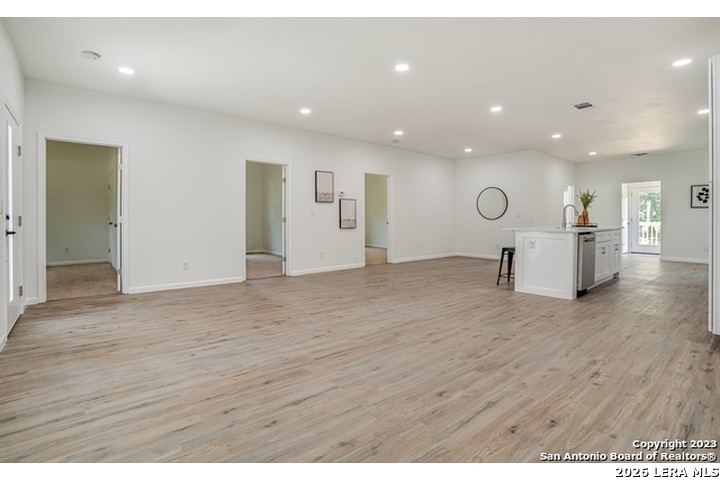 933 Denver, San Antonio, TX 78210