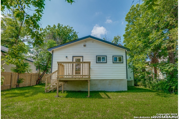 933 Denver, San Antonio, TX 78210