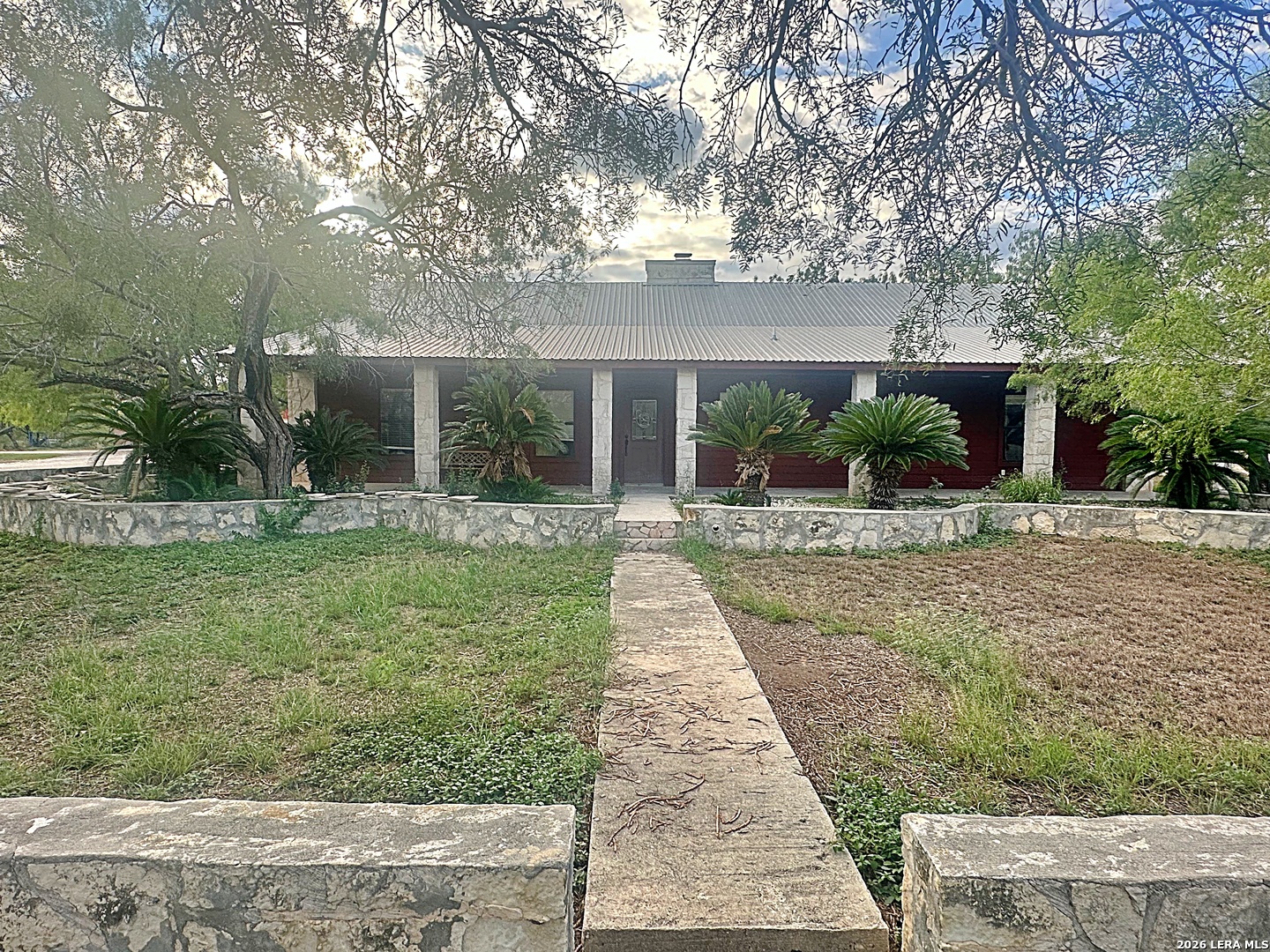 830 County Road 339, Jourdanton, TX 78026