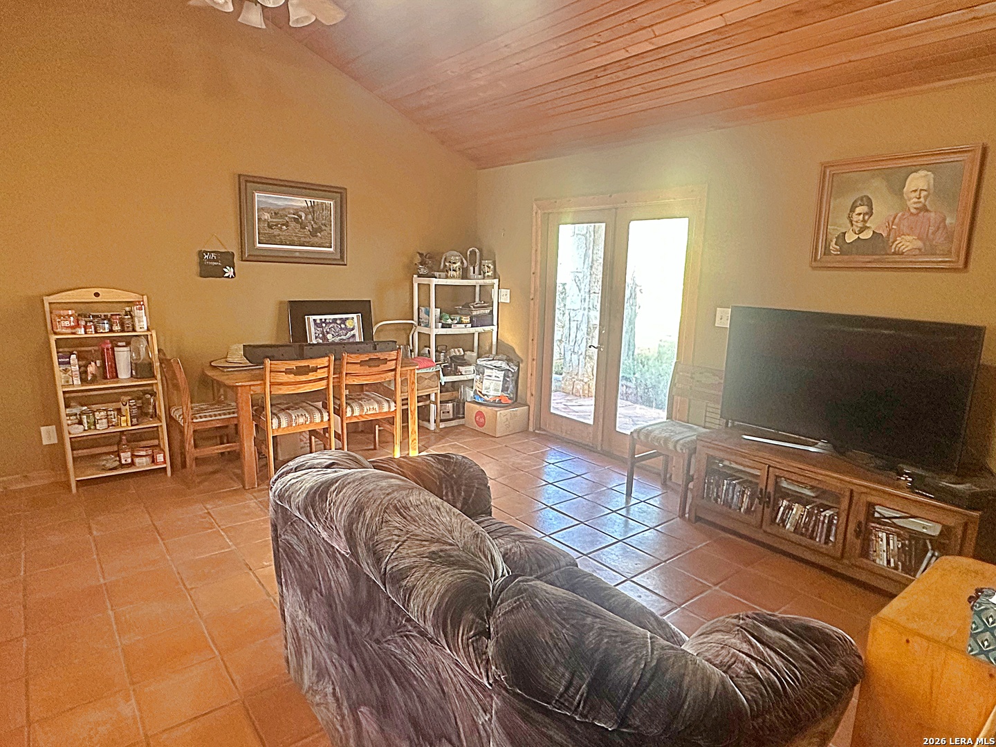830 County Road 339, Jourdanton, TX 78026