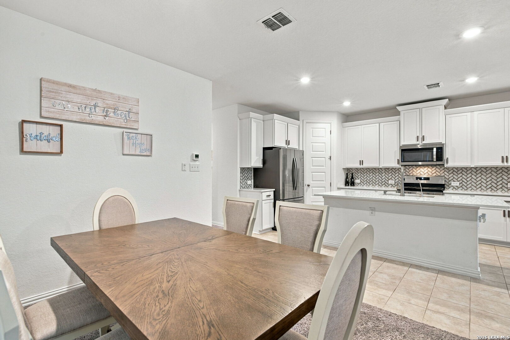 6615 Hoffman Plain, San Antonio, TX 78252