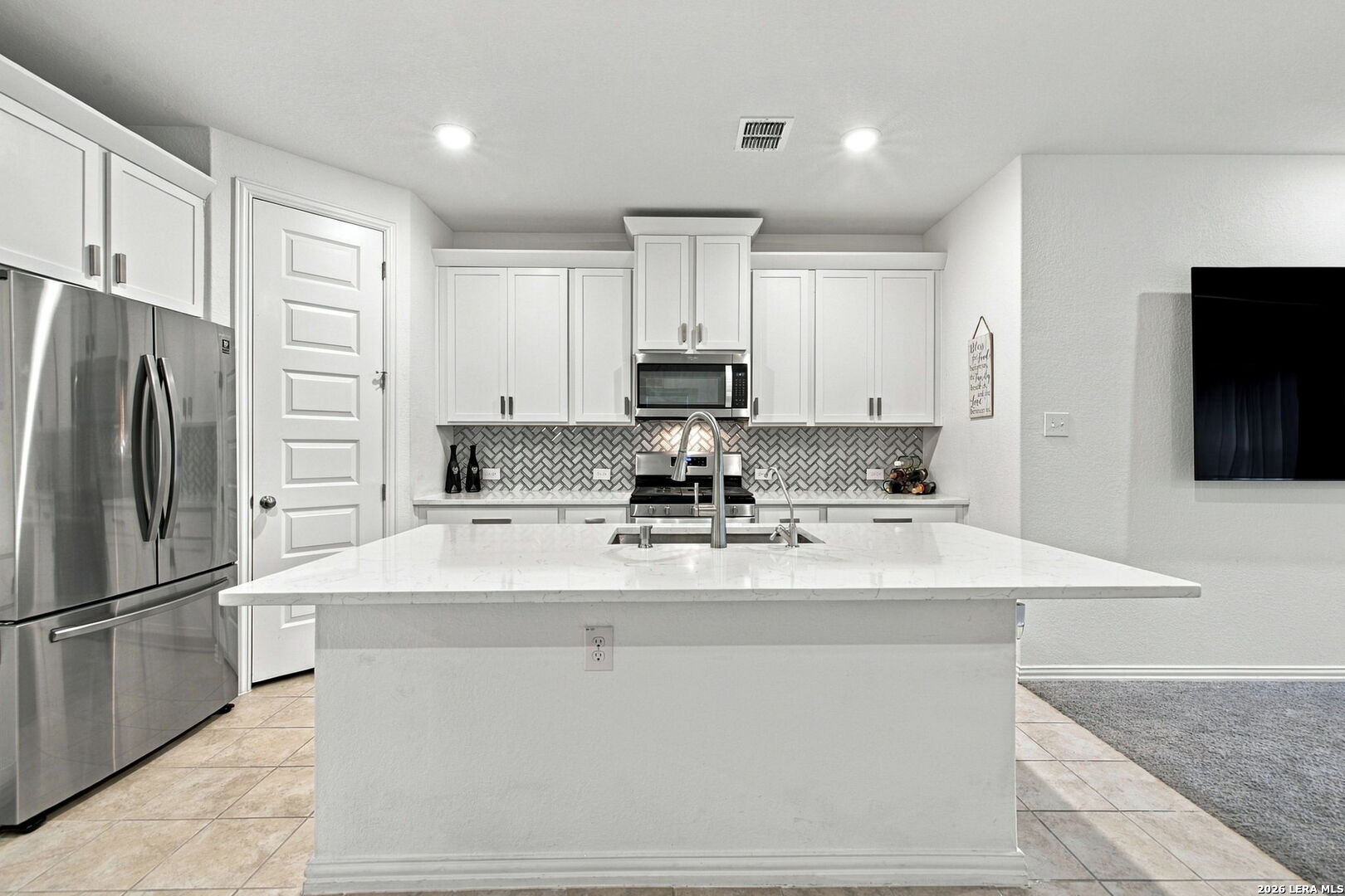 6615 Hoffman Plain, San Antonio, TX 78252