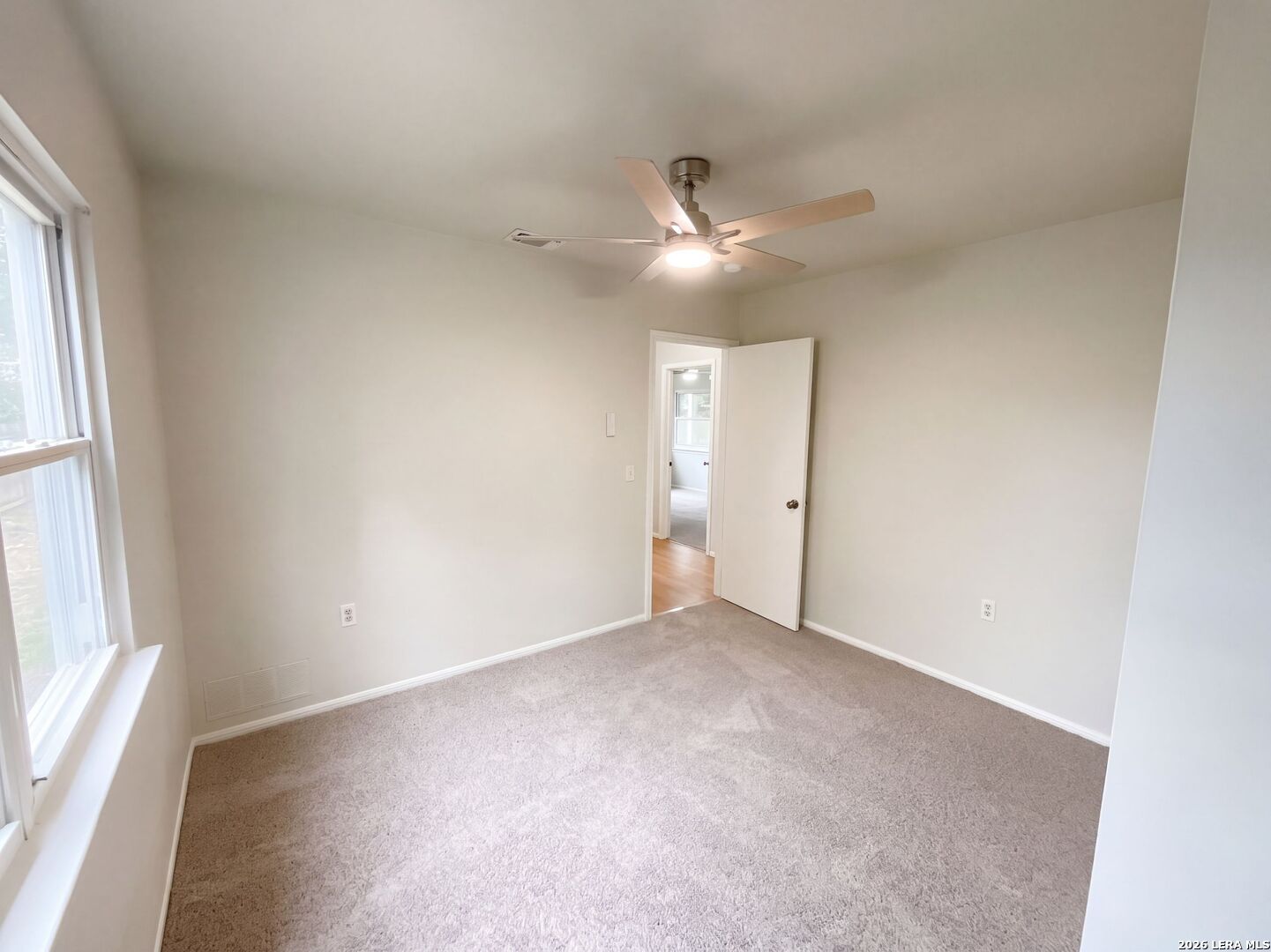 9210 GREENS PT, San Antonio, TX 78250