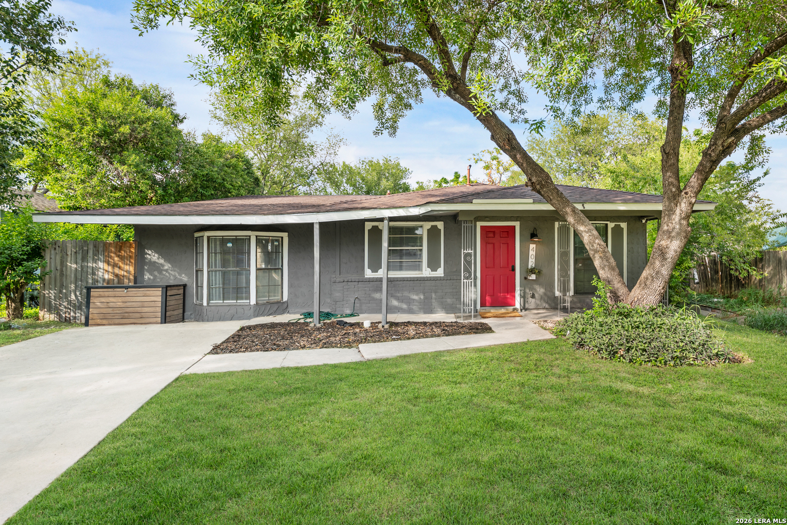 Property photo for 402 Park Field Dr, San Antonio, TX