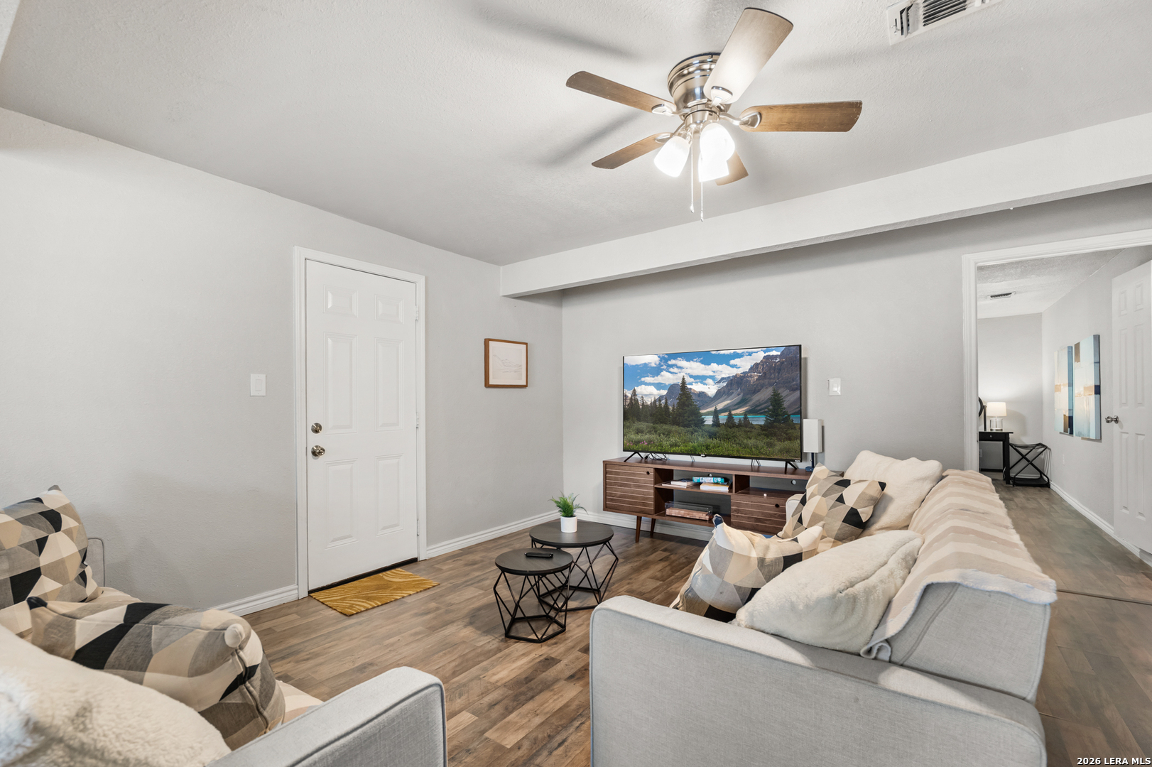 402 Park Field Dr, San Antonio, TX 78227