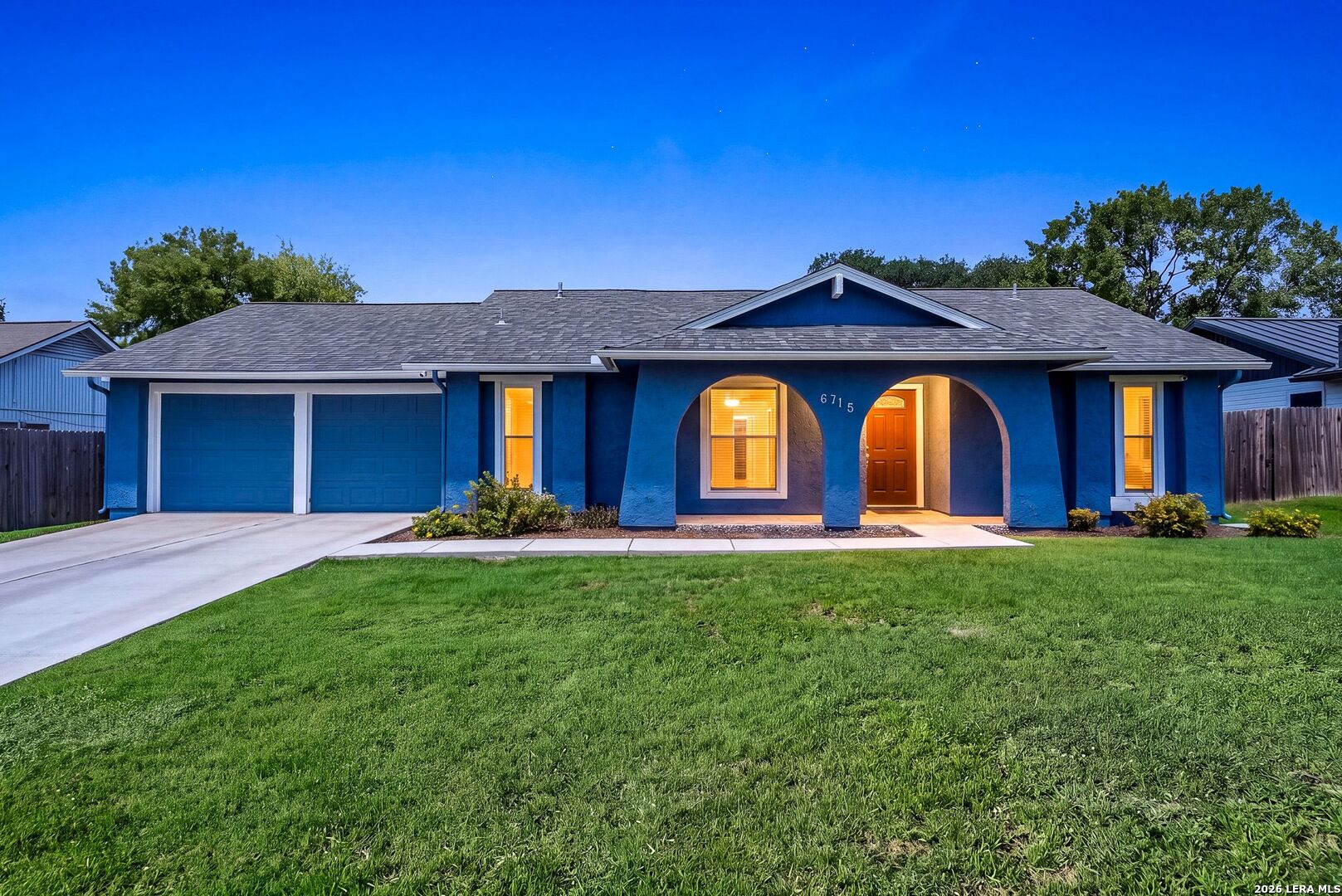 6715 OAK LAKE DR, San Antonio, TX 78244