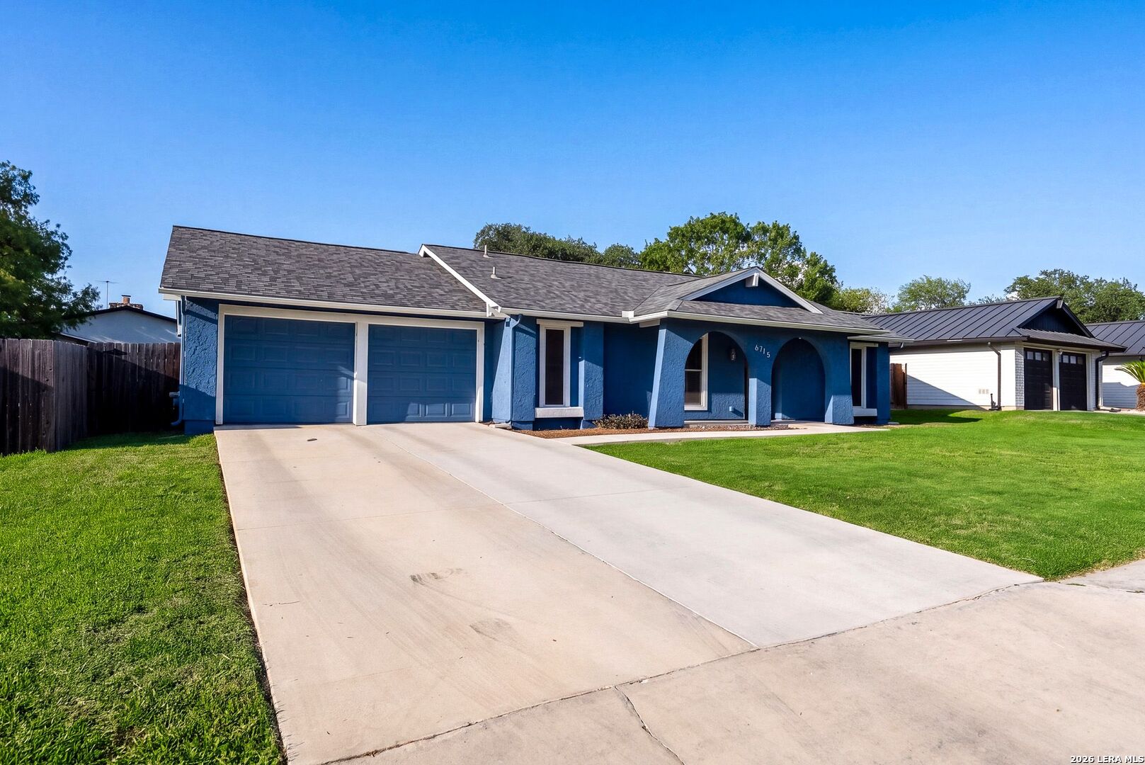 6715 OAK LAKE DR, San Antonio, TX 78244