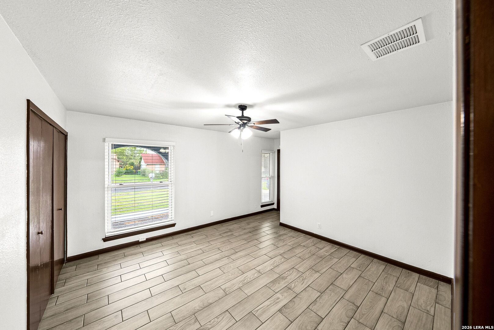 6715 OAK LAKE DR, San Antonio, TX 78244