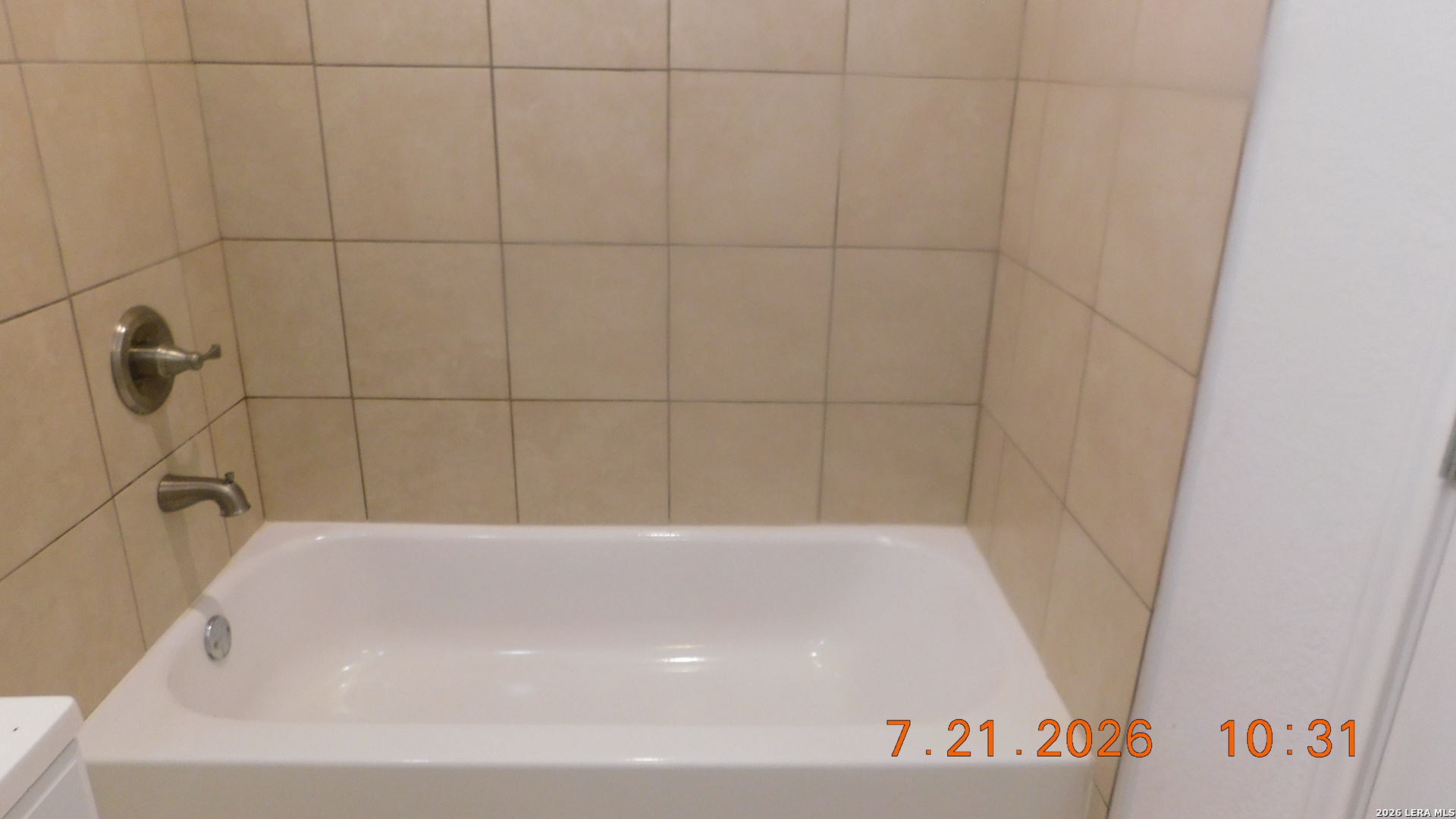 425 POST OAK RD, Poteet, TX 78065