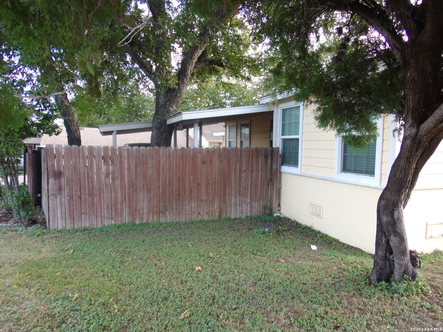 102 Westminster Ave, San Antonio, TX 78228