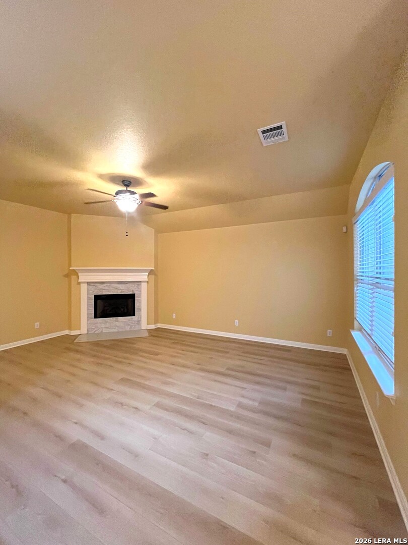 549 THURBER DR, Schertz, TX 78154
