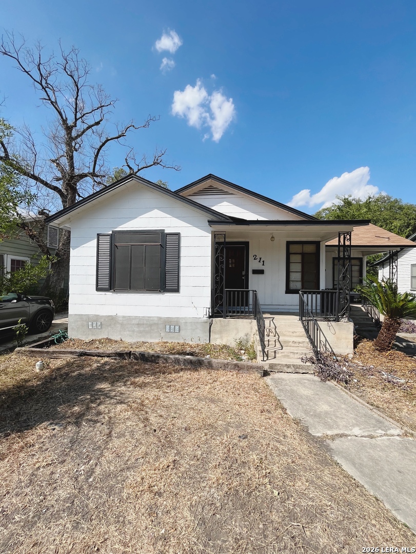 209-211 Shadwell Dr, San Antonio, TX 78228