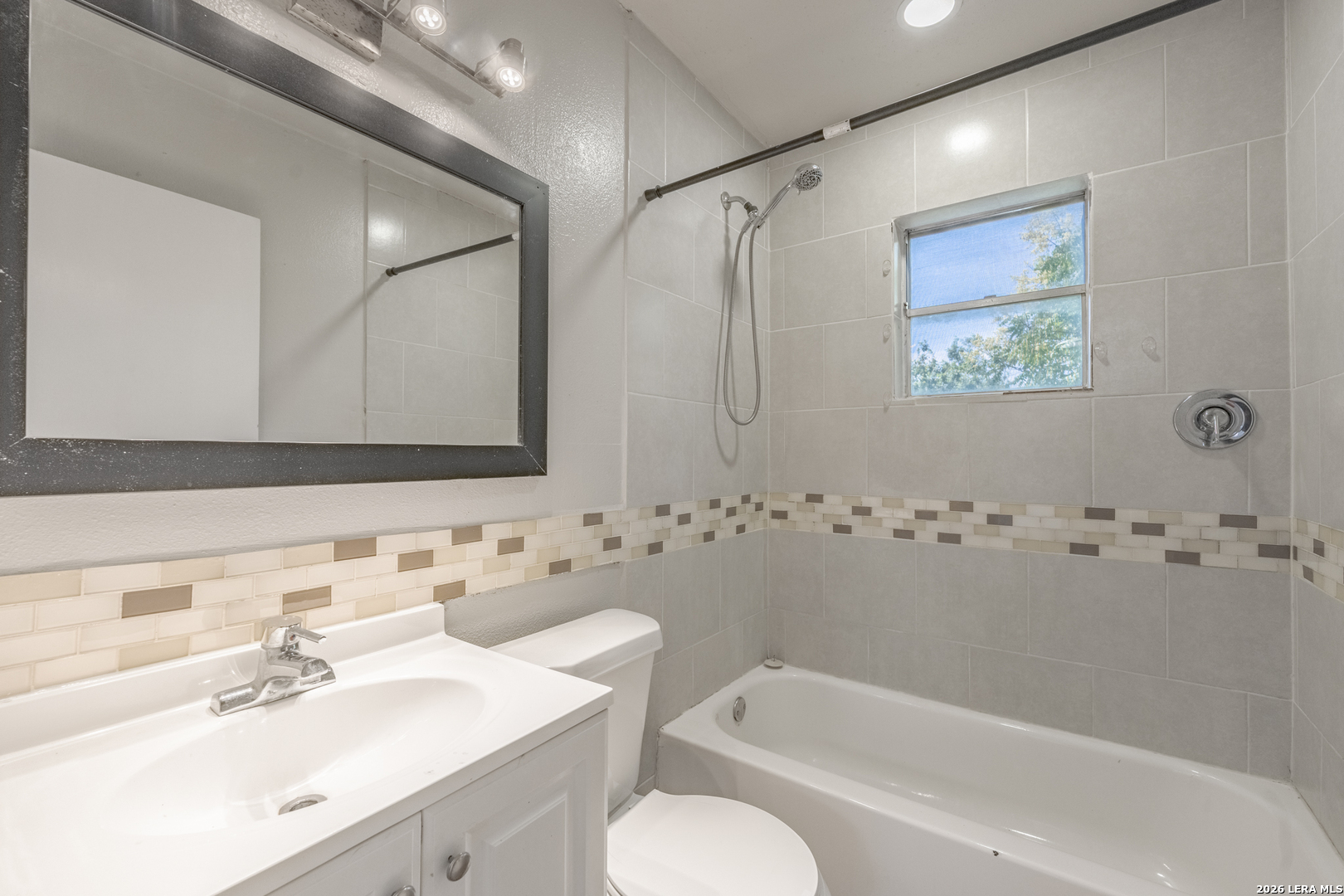 358 Claremont Ave, #UNIT 5, San Antonio, TX 78209