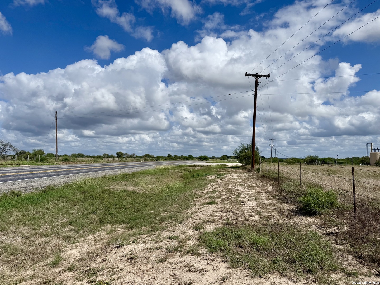 15.96 ACRES SH-72, Kenedy, TX 78119