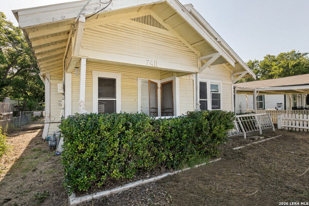 7411 MARY ABBOTT ST, San Antonio, TX 78221