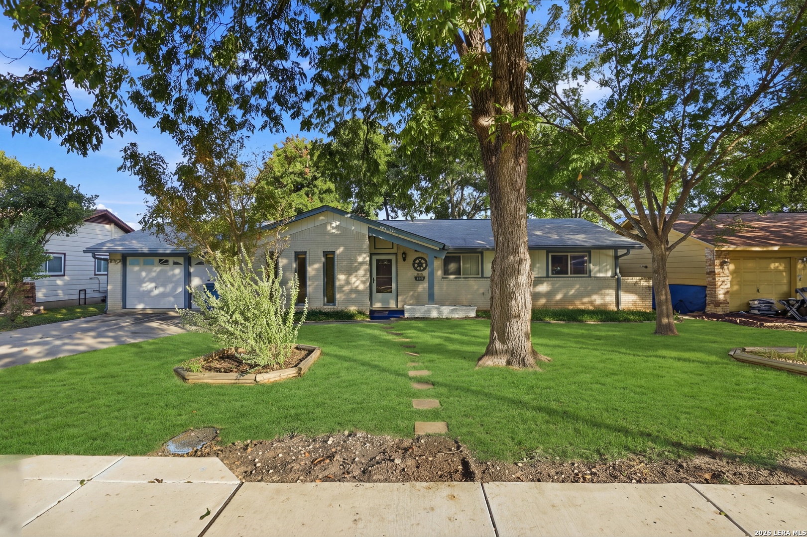 6926 DESILU DR, San Antonio, TX 78240