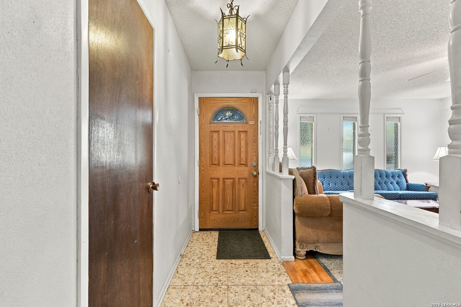 6926 DESILU DR, San Antonio, TX 78240