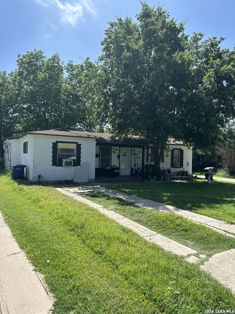 1240 Ada St, San Antonio, TX 78223