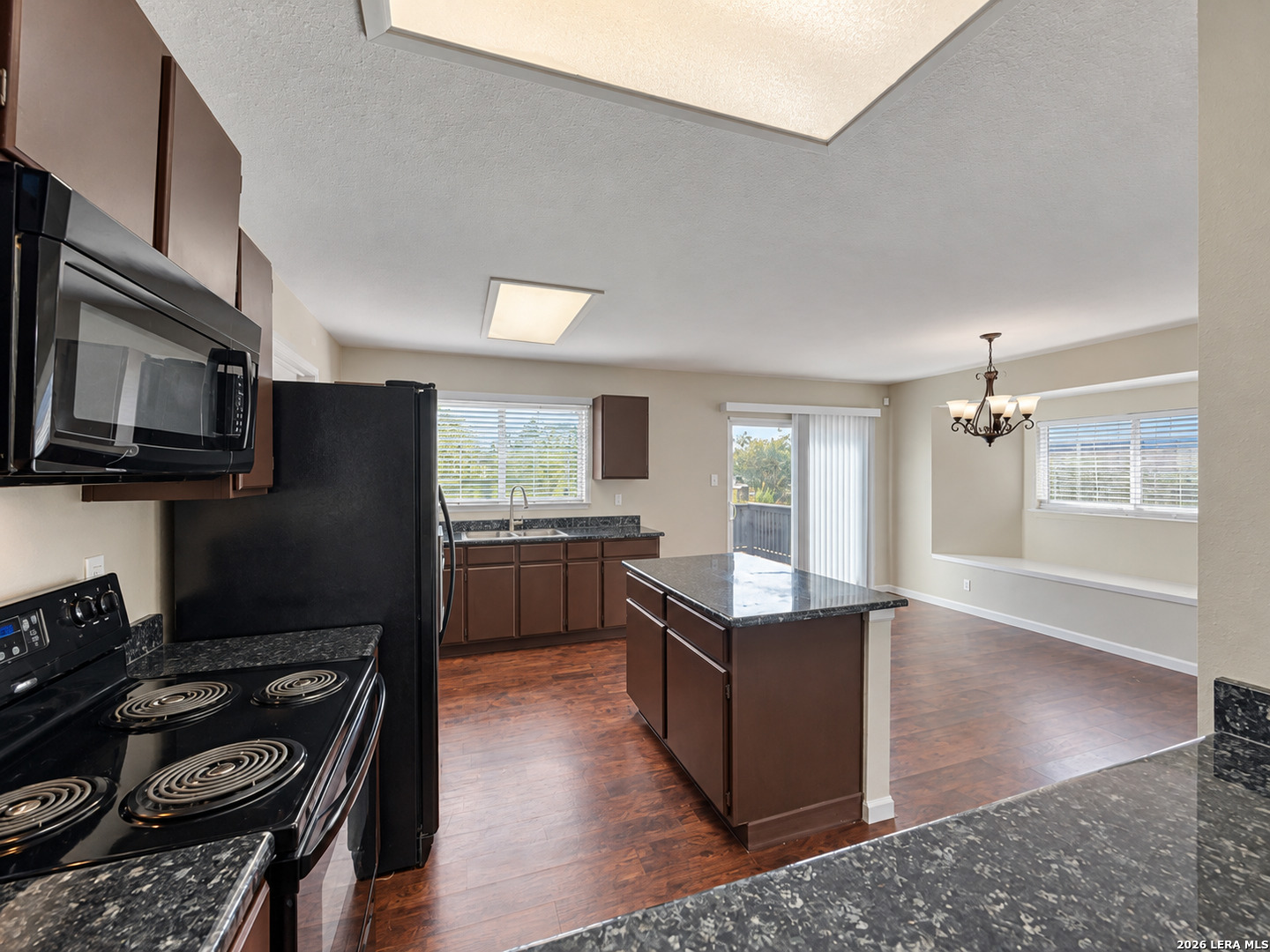 10443 Pine Glade, San Antonio, TX 78245