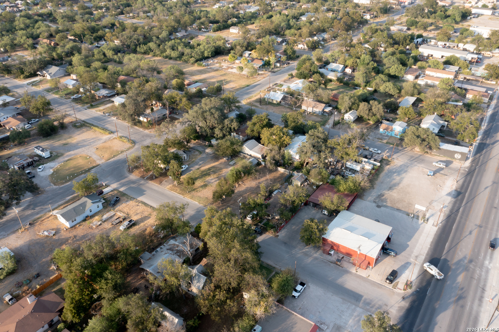 114 Mayhew St, Uvalde, TX 78801