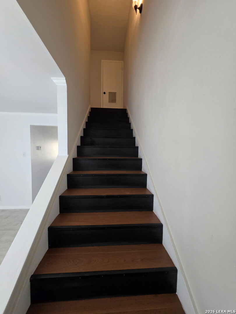 1200 CIBOLO TRL, Universal City, TX 78148