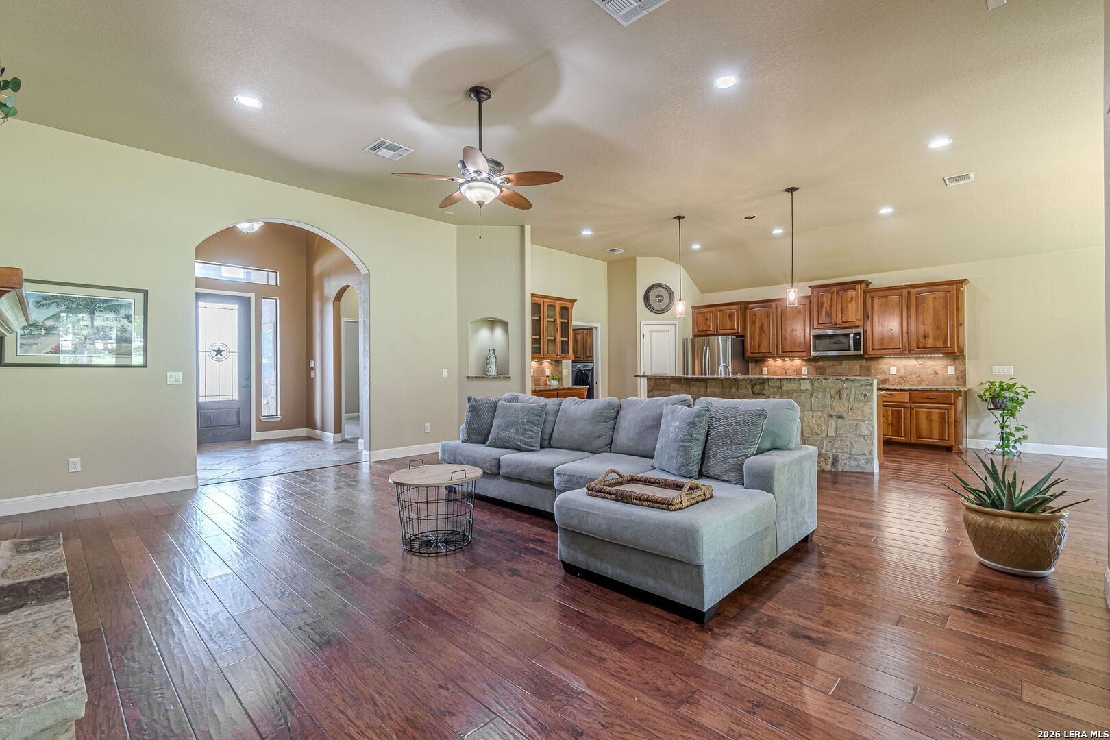 2628 Wolf Lair, photo 6