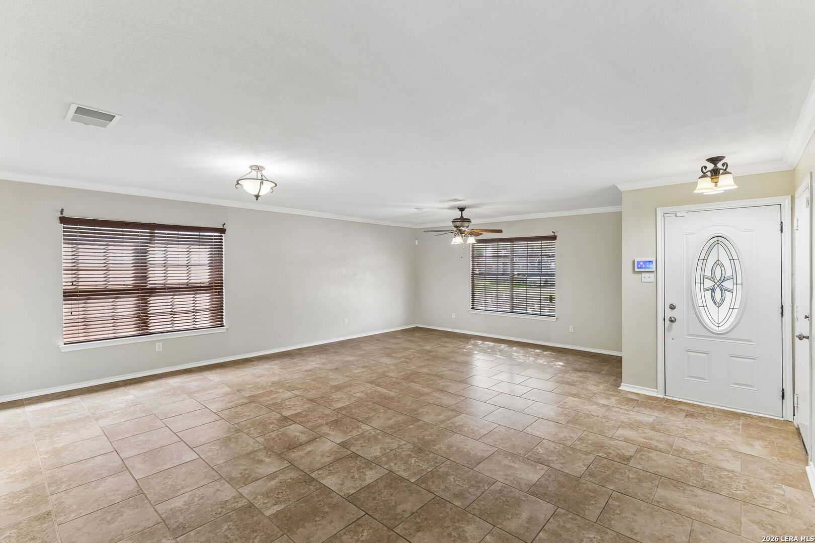 9011 Via Hermosa, San Antonio, TX 78245