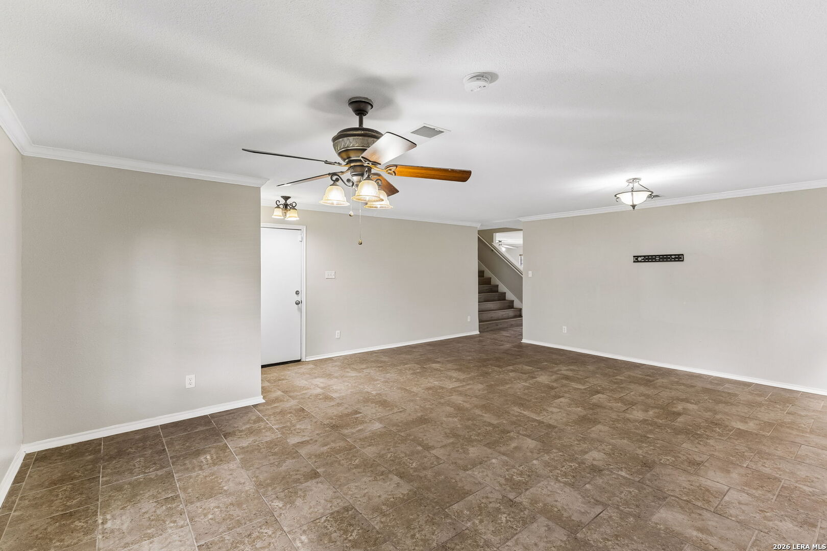 9011 Via Hermosa, San Antonio, TX 78245